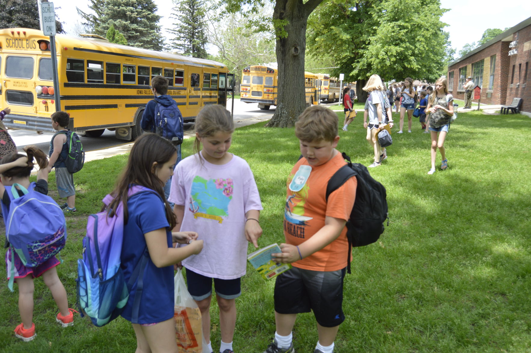 Last Day of School 2019 (17).JPG